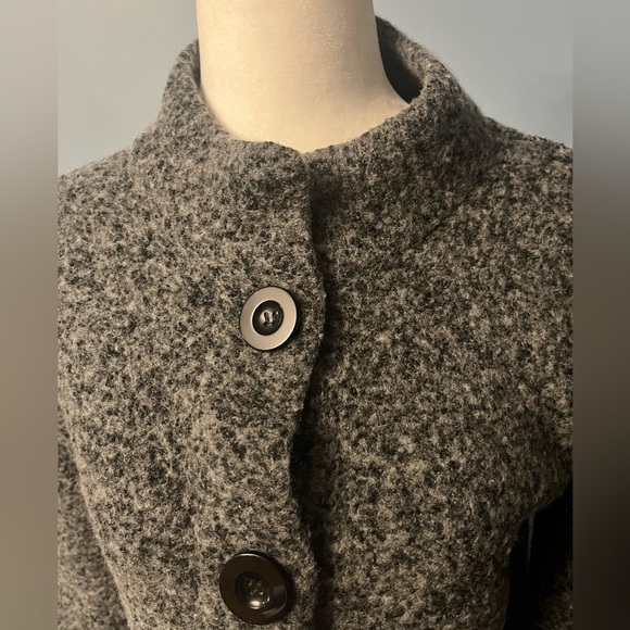 Alexander Bartlett Womans 3/4 sleeve Sweater with Barbie Style! - Picture 4 of 8